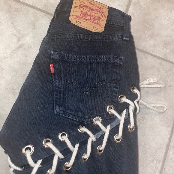 LEVI’S 501 Reworked Upcycled Lace Up Dark Navy Denim Jeans Size Fits 27-… - Picture 9 of 10